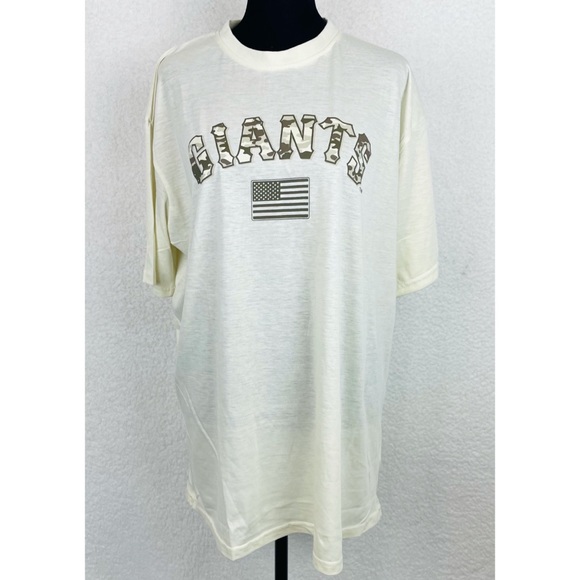 (NWOT) SF GIANTS • Cream Camo Logo Short-Sleeve Crewneck Tee - Picture 2 of 10